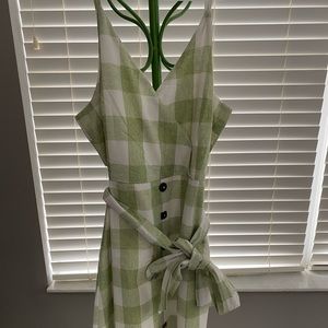 NWT Gilli Summer Dress